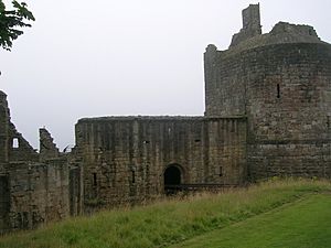 Archivo:Ravenscraig Castle