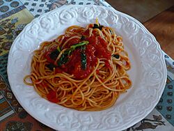 Archivo:Spaghettata