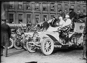 Archivo:1908 New York to Paris Race, grid