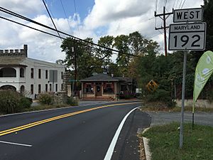 Archivo:2016-10-21 13 17 41 View west along Maryland State Route 192 (Capitol View Avenue) at Forest Glen Road, Linden Lane and Seminary Road in Forest Glen, Montgomery County, Maryland
