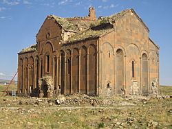 Archivo:Ani-Cathedral, Ruine
