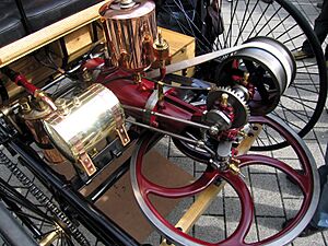 Archivo:Benz Patent Motorwagen Engine