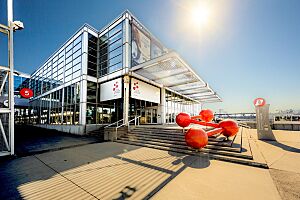 Archivo:CentreDesSciences