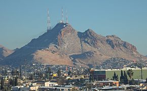 Cerro Coronel nevado