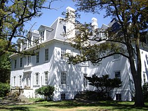 Archivo:Clermont-manor