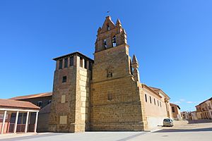 Archivo:Convento de la Asunción, Villalobos 05