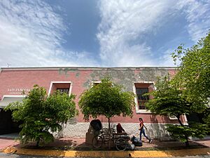 Archivo:Cuartel Tepic