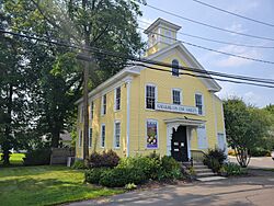 Gallery on the Green, Canton CT.jpg