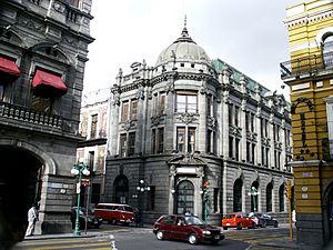 Archivo:Government Building In Puebla