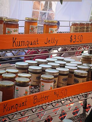 Archivo:Kumquat jelly and kumquat butter