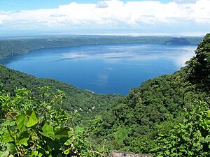 Archivo:Laguna de apoyo
