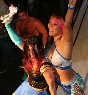 Archivo:Leva Bates & Mia Yim