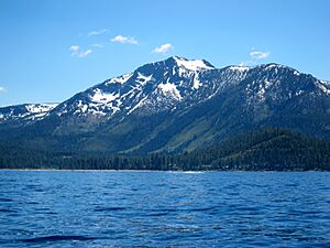 Archivo:Mt. Tallac, Lake Tahoe, California