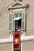 Pope Benedict XVI balcony
