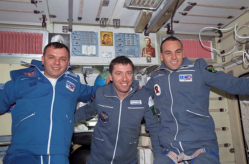 Soyuz TM-34 crew 1