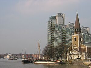 Archivo:St Marys Church, Battersea 1