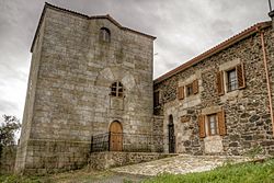 Torres de Nogueira, San Roque, Coristanco.jpg