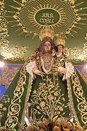 Archivo:Virgen de Araceli en la calle en su día