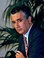 (Javier Arenas) M. A. Rodríguez durante la rueda de prensa posterior al Consejo de Ministros junto al vicepresidente primero y ministro de la Presidencia y el ministro de Trabajo y Asuntos Sociales. Pool Moncloa. 12 de julio de 1996
