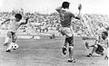 Bundesarchiv Bild 183-N0622-0031, Fußball-WM, Zaire - Brasilien 0-3