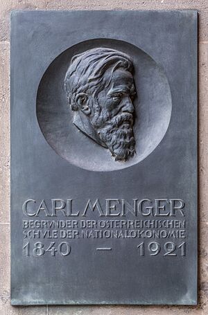 Archivo:Carl Menger (Nr. 3) Bust in the Arkadenhof, University of Vienna-1329