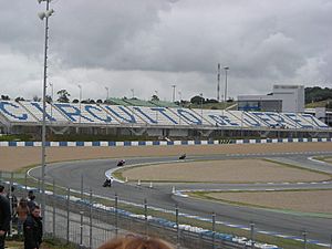 Archivo:Circuito de Jerez - panoramio