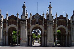 Archivo:El cementerio de La Almudena acoge el “I Concierto del Silencio” 04