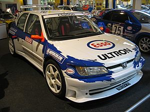 Archivo:Peugeot 306 Rallye