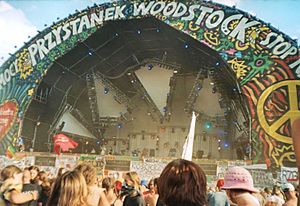 Archivo:Przystanek Woodstock 2003