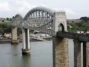 Archivo:Royal Albert Bridge 2009
