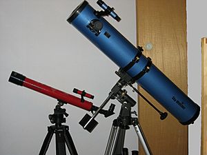 Archivo:Tasco SkyWatcher Telescopes