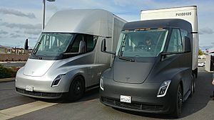 Archivo:Tesla Semi 5