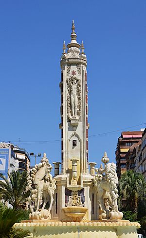Archivo:Alacant, font de Llevant, plaça dels Estels