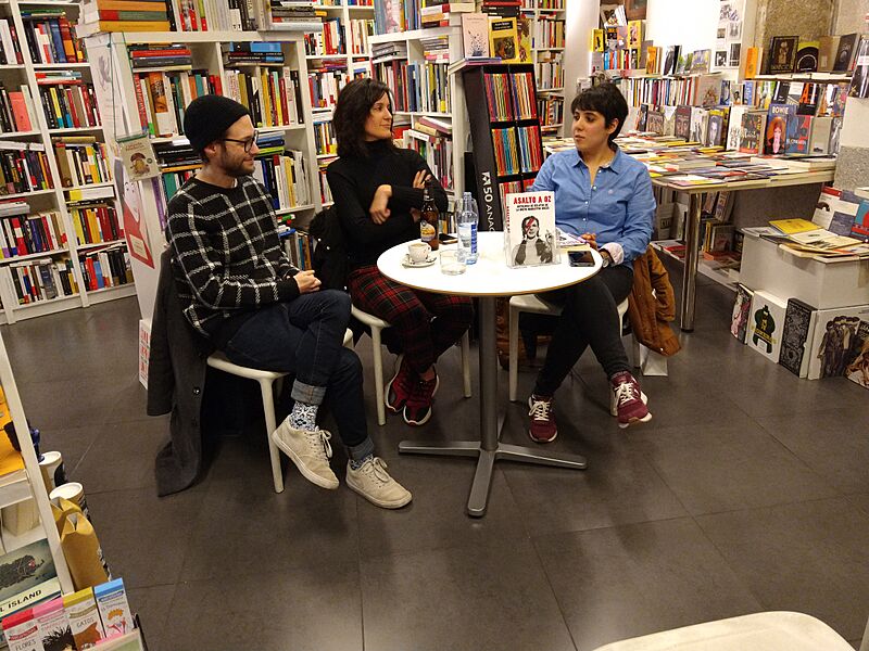 Asalto a Oz.001 - Presentación