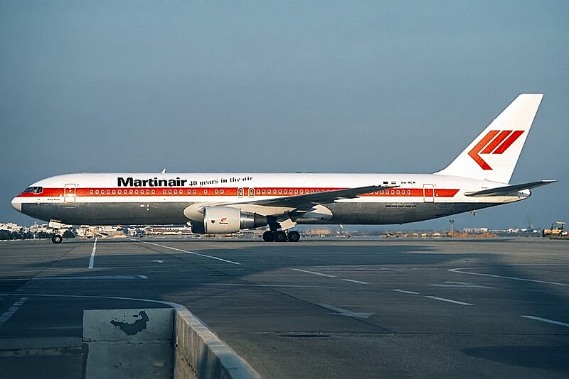 Boeing 767-31A(ER), Martinair JP5886349