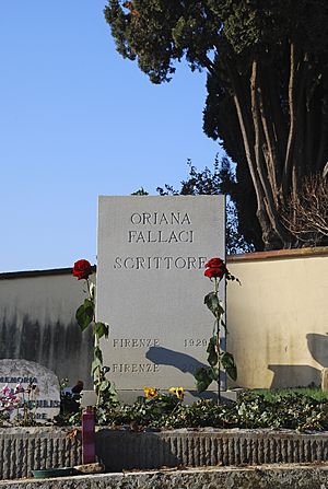 Archivo:Cimitero Evangelico Agli Allori - grave - Oriana Fallaci