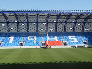 Archivo:Estadio Al-Maktoum, donde juega de local Al-Nasr