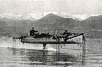 Archivo:Forlanini Idroplano-Forlani Hydrofoil 1910