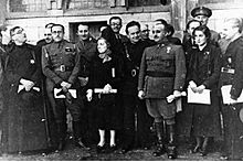 Franco with Falange leaders, 1937-1938.jpg