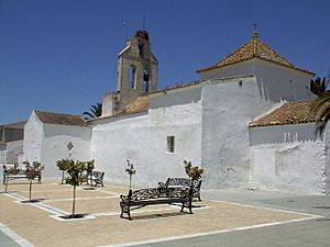 Archivo:LaRedondela iglesia12apostoles