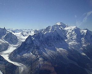 Archivo:Mont Blanc 003