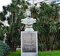 Monumento a Prat en la Rambla Armenia