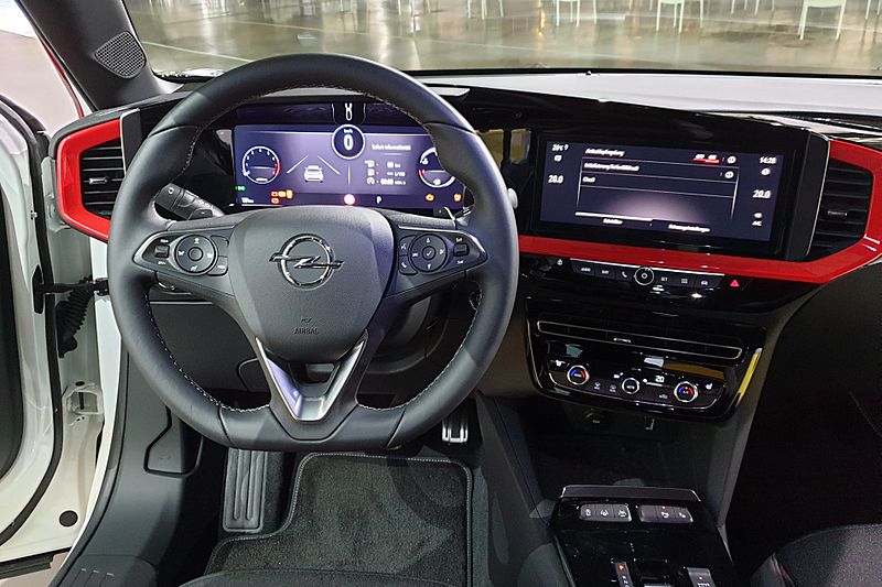 Opel-mokka-gs-line-innen-1