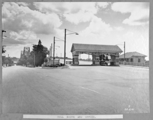 Archivo:Queensland State Archives 4053 Toll booth and office Brisbane 20 February 1941