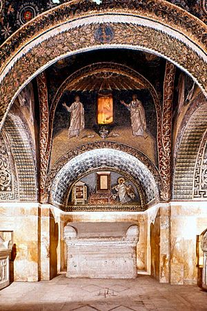 Archivo:Ravenna 1978 079