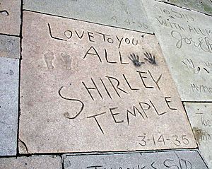 Archivo:Shirley Temple handprint