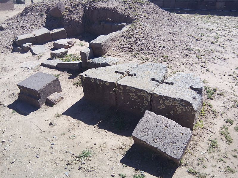 Tiwanaku, Bolivia (36765794502)