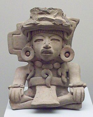 Archivo:Urna funeraria zapoteca (M. América Inv.85-1-127) 01