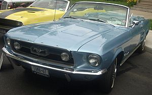 Archivo:'67 Ford Mustang Convertible (Cruisin' At The Boardwalk 2010)
