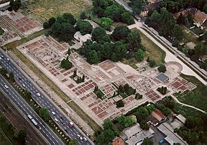 Archivo:Aquincum-Óbuda-01